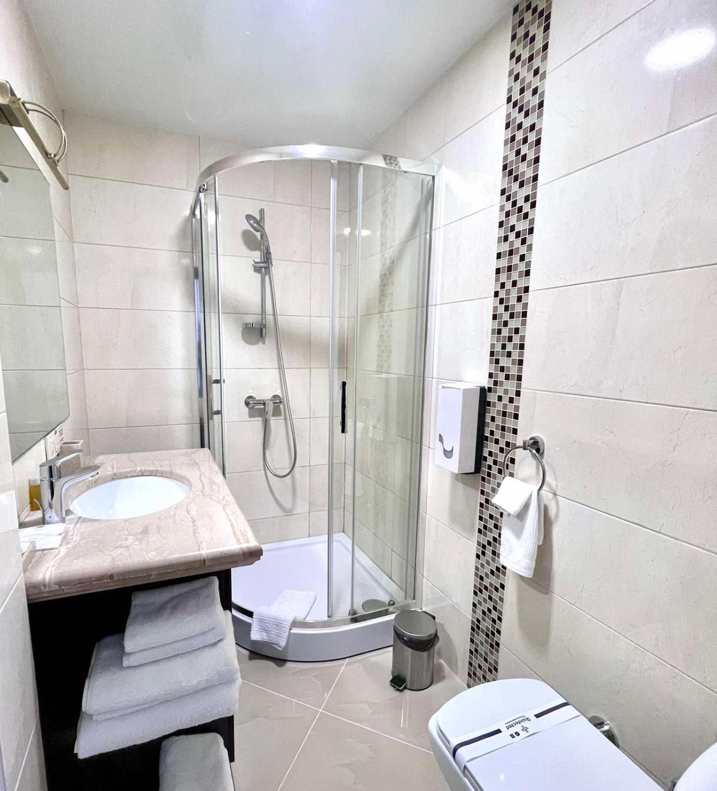 SPA Hotel Galera Kyiv Exterior foto